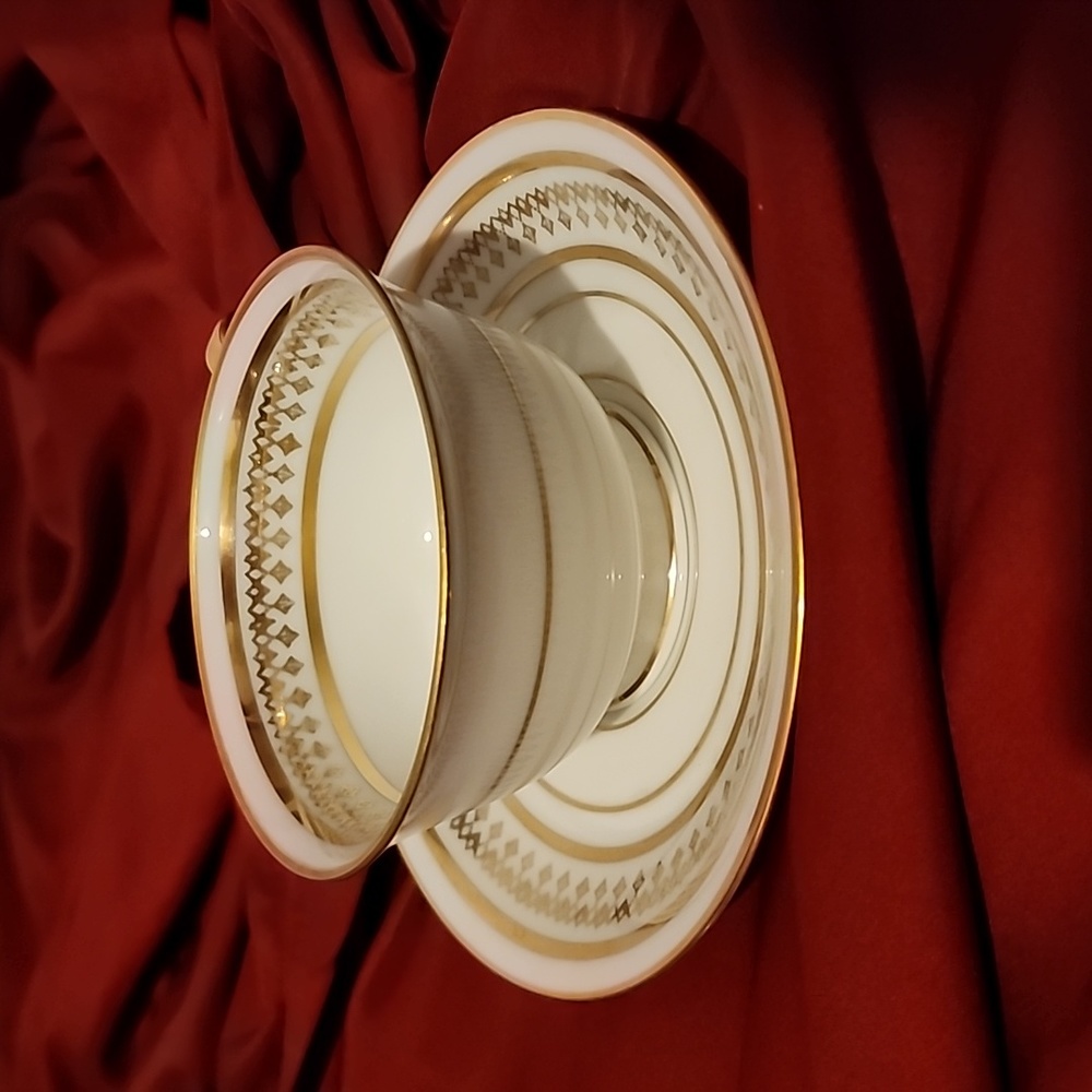 China Saucer & Cup